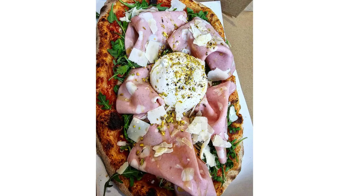 Burrata e mortadella