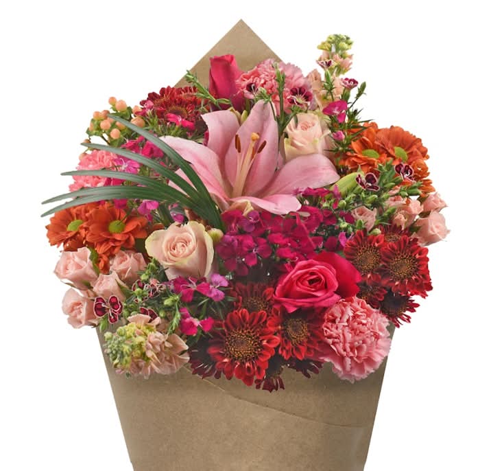 Bloom Haus Charming Bouquet - B