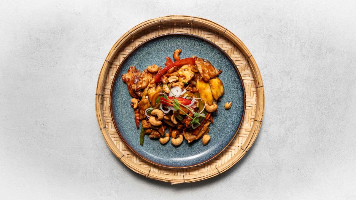 Phad Med Mamuang 🌶️