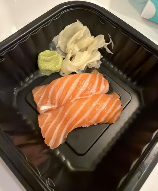 Salmon Nigiri