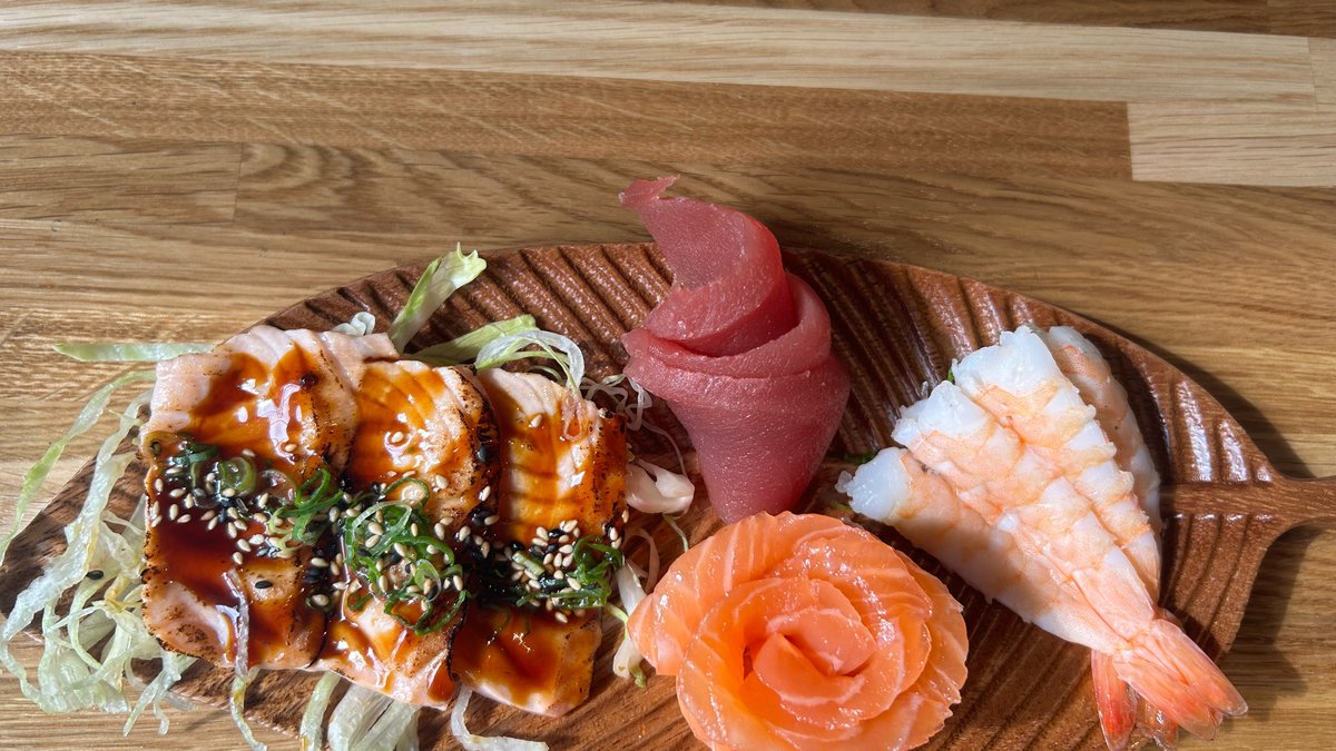 215. Sashimi Mix