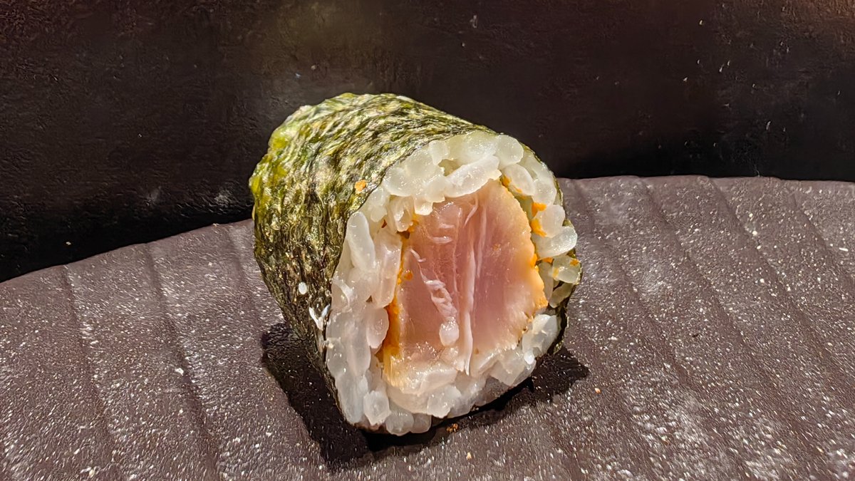 65. Hosomaki Spicy grillet tun