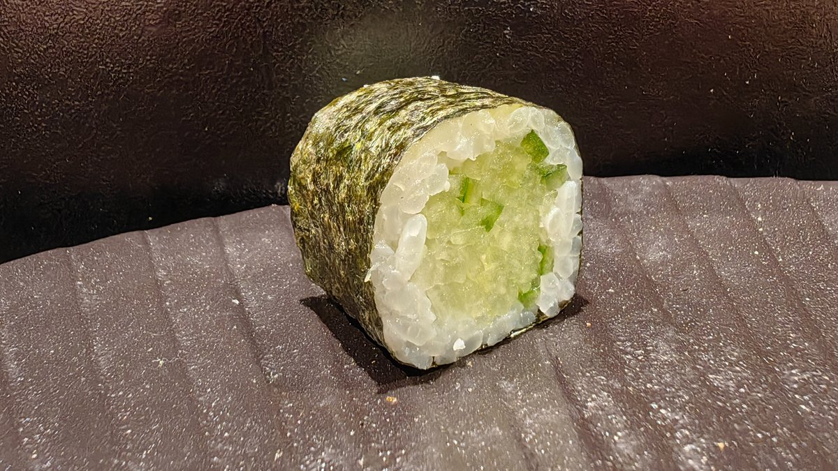 70. Hosomaki agurk