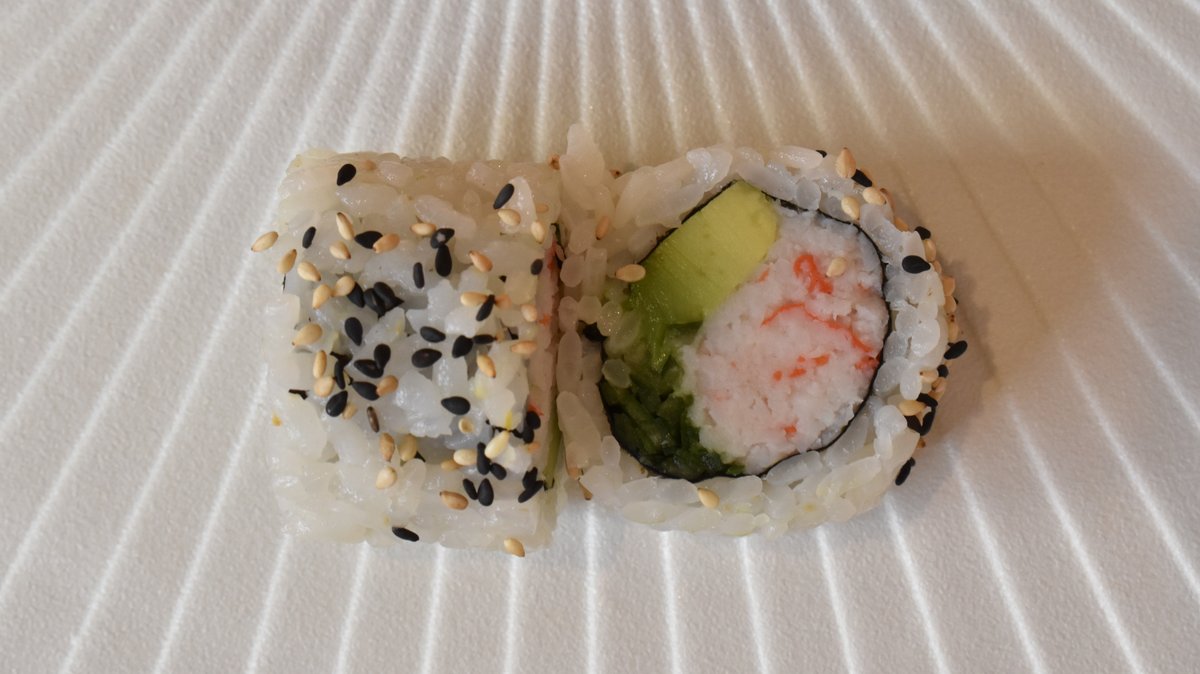 80. Uramaki California