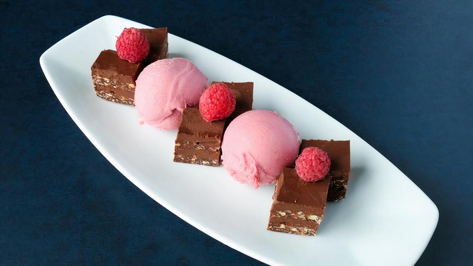 CHOCOLATE TORTE (V)