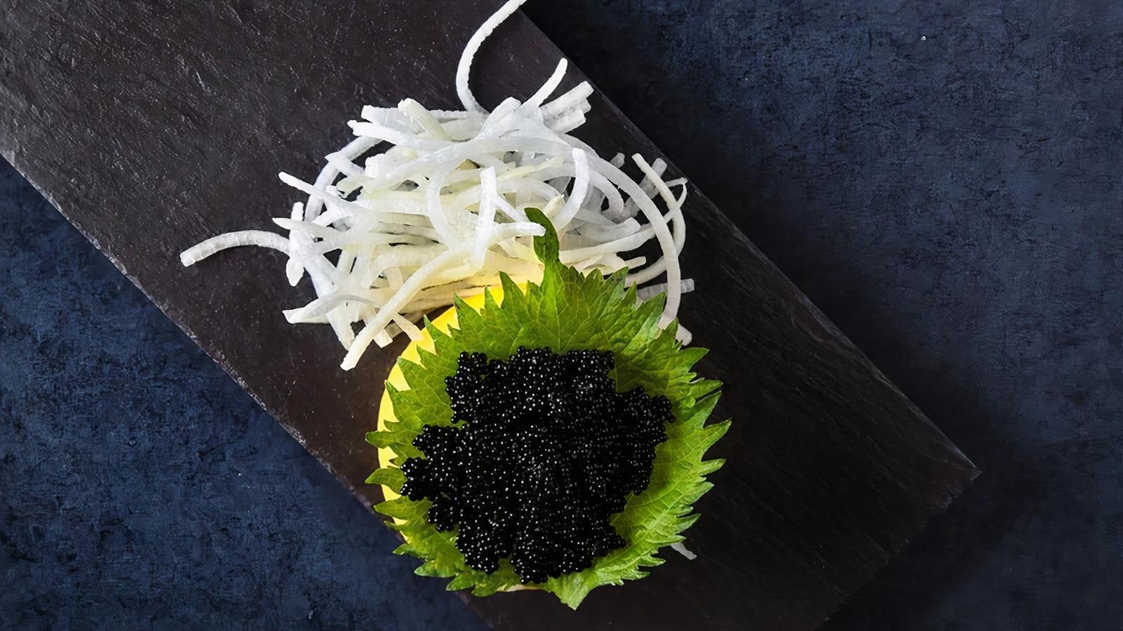 *TOBIKO SASHIMI (GF)