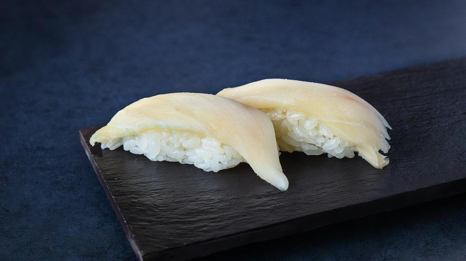*WHITE TUNA NIGIRI