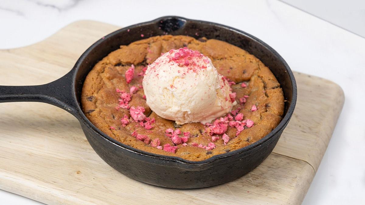 Chocolate Chip Cookie Skillet