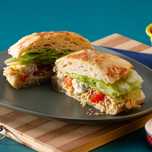 Sanduba Frango Caprese Caesar