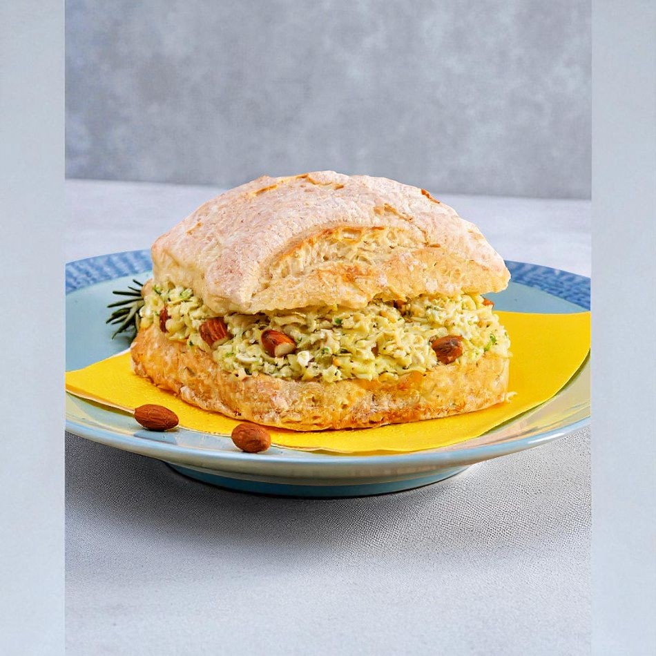 Sanduba Cheese Pesto Frango