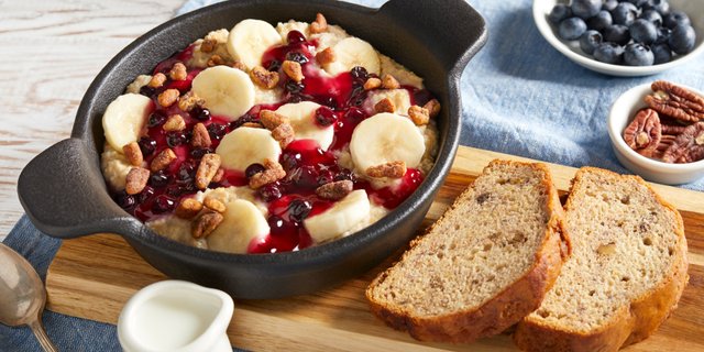 Banana Berry Oatmeal