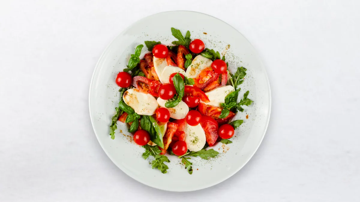 Tomaten Mozzarella Salat