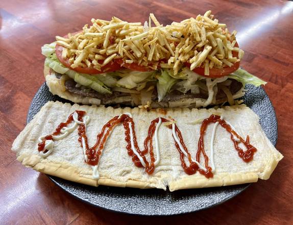 Pan con bistec