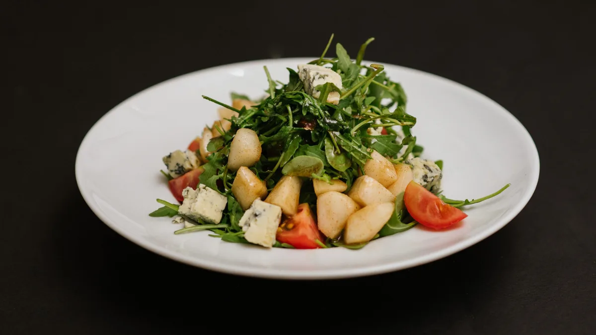 Kruška salata