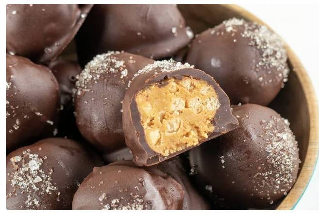 Peanut Butter Crispy Crunch Bocce (4 piece) - Vegan Madness