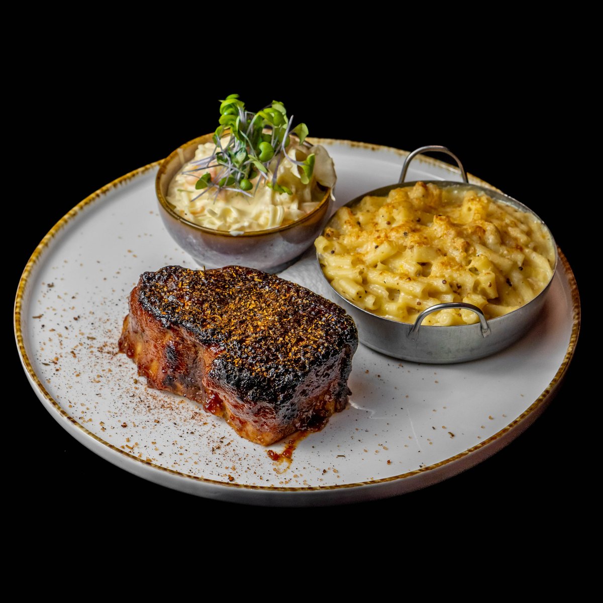 BBQ sertés oldalas, Coleslaw és Mac'n cheese