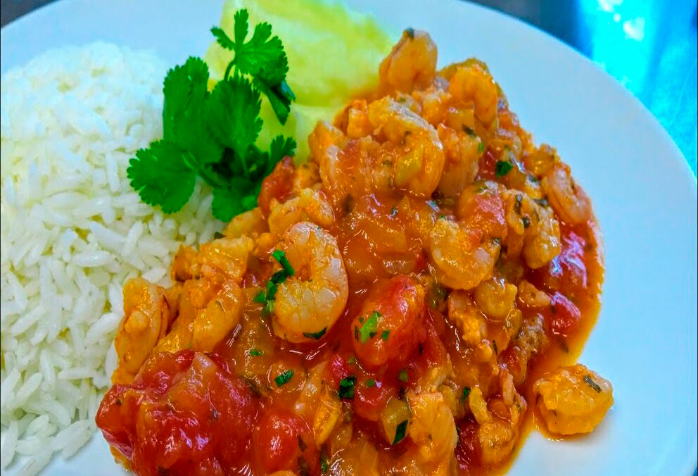 Filé de Peixe com Molho de Camarão