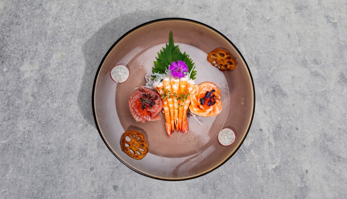 43. Sashimi Mix (15 Stk)