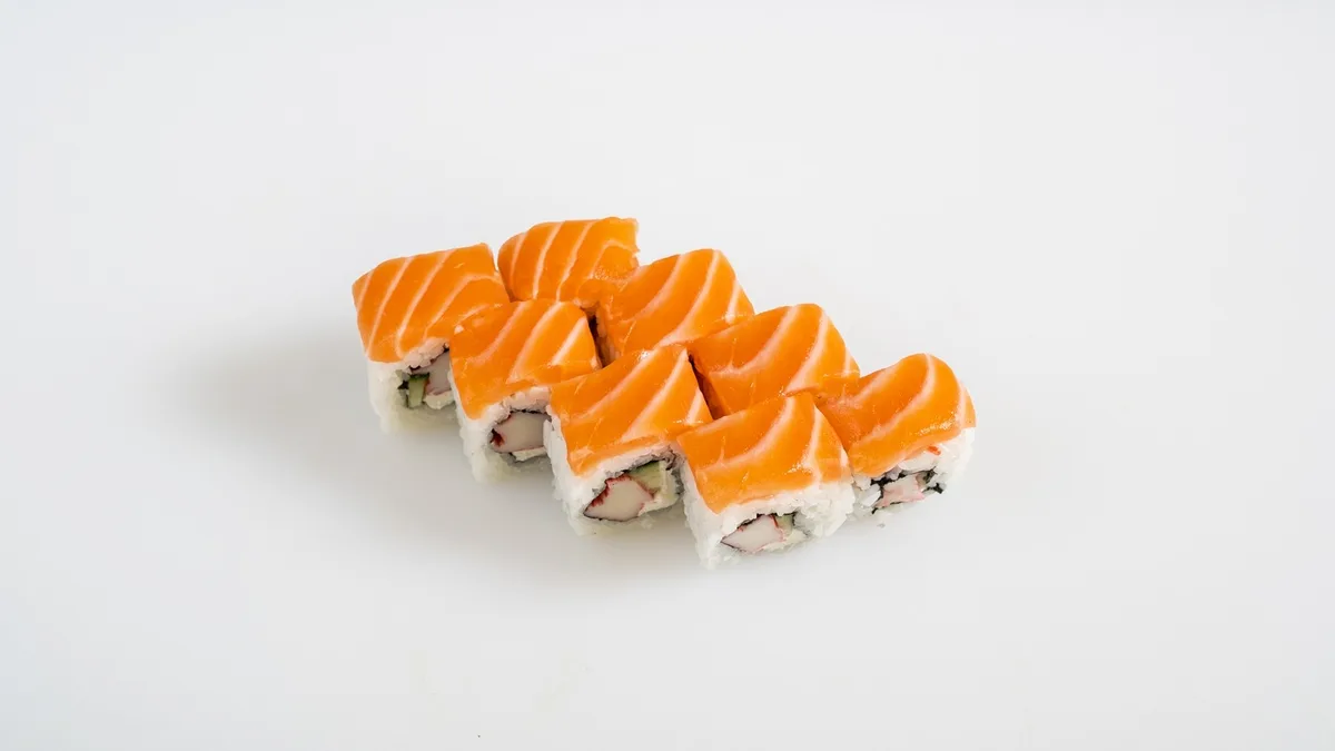 S36 Salmon rolls
