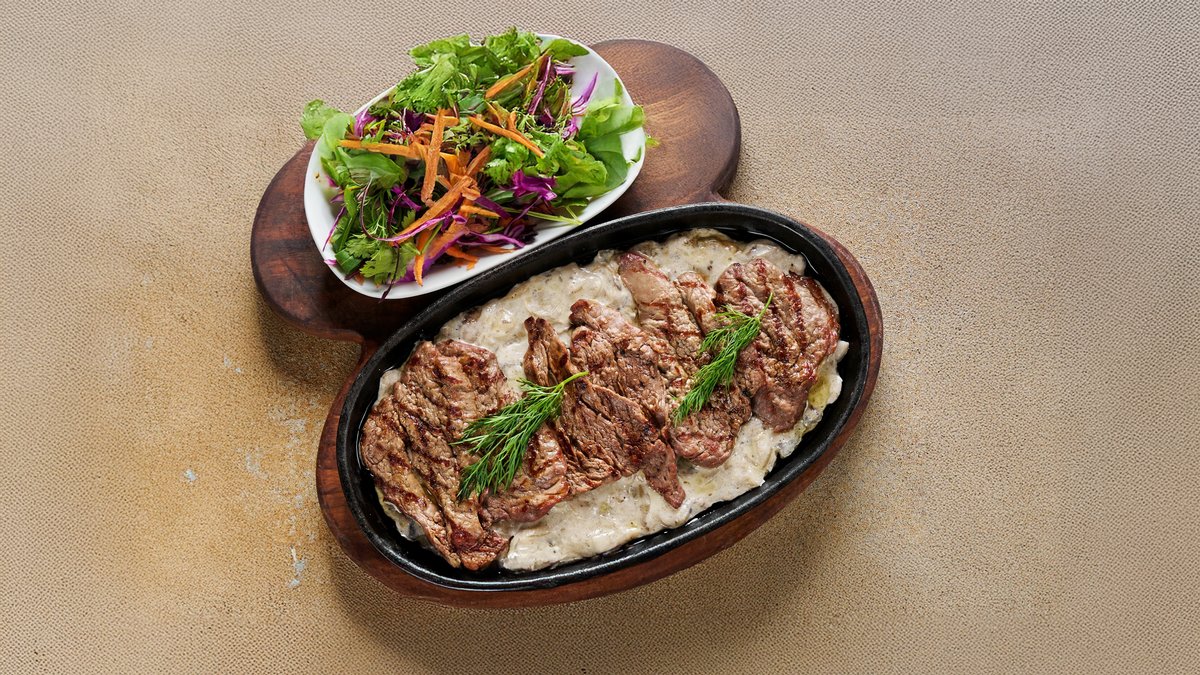 Beef stroganoff