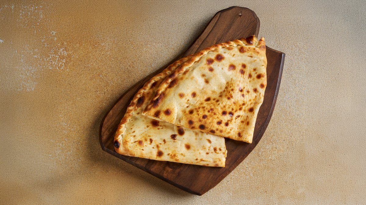 Calzone pizza