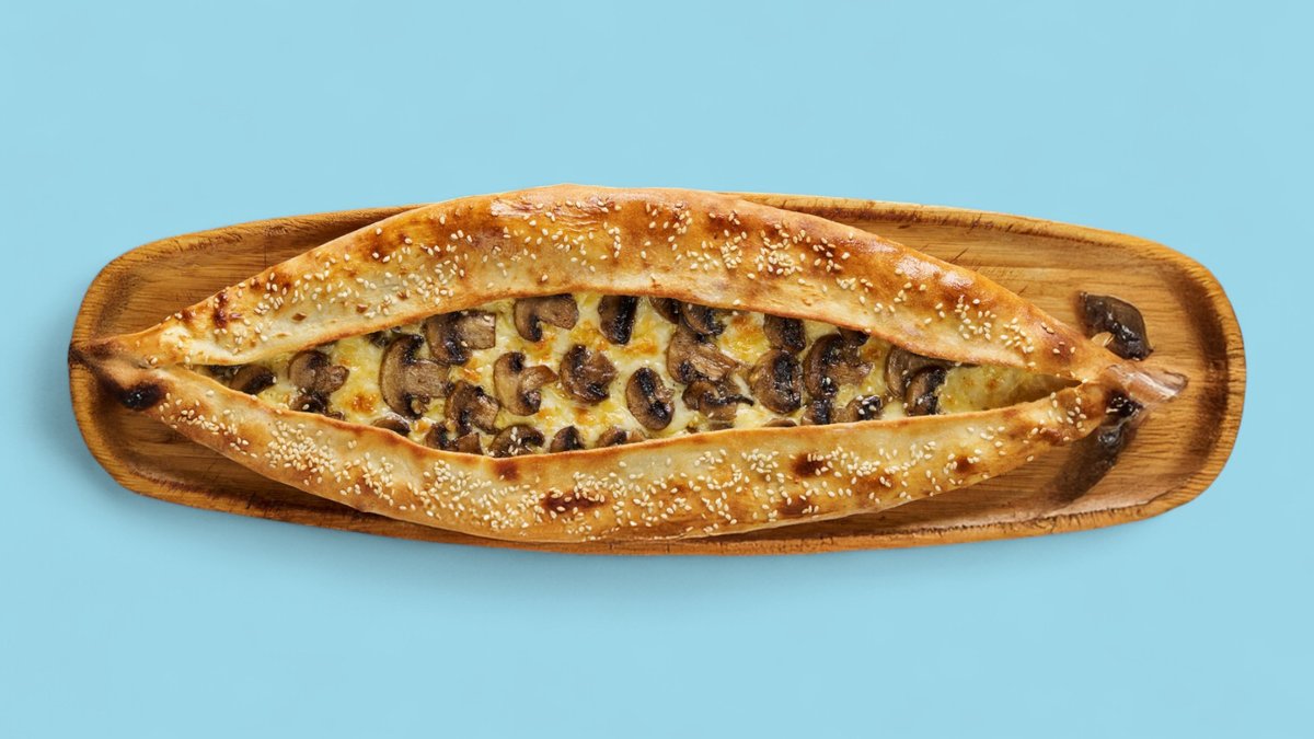 Göbələkli Pide