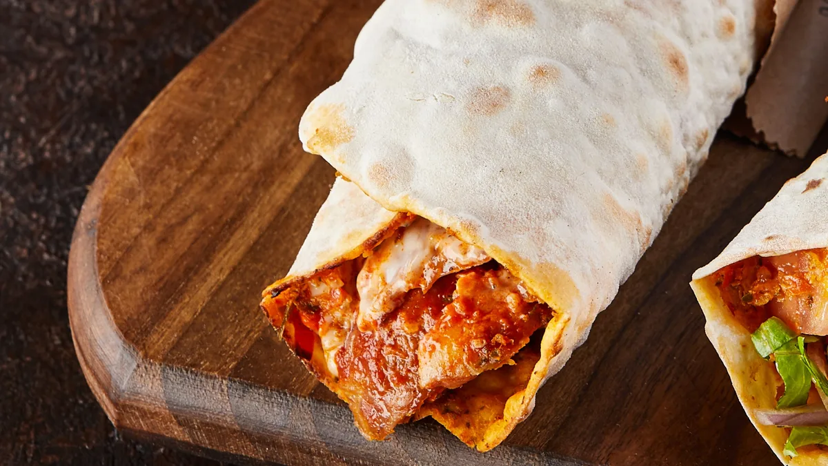 Lahmacun Şaurma Dürümü