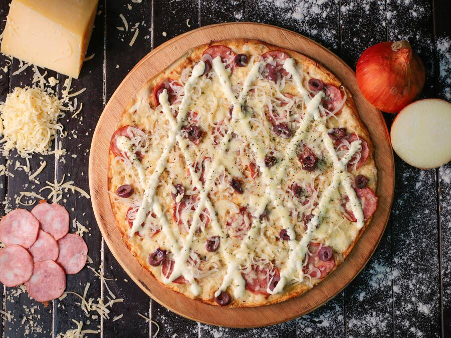 Pizza Calabresa Especial