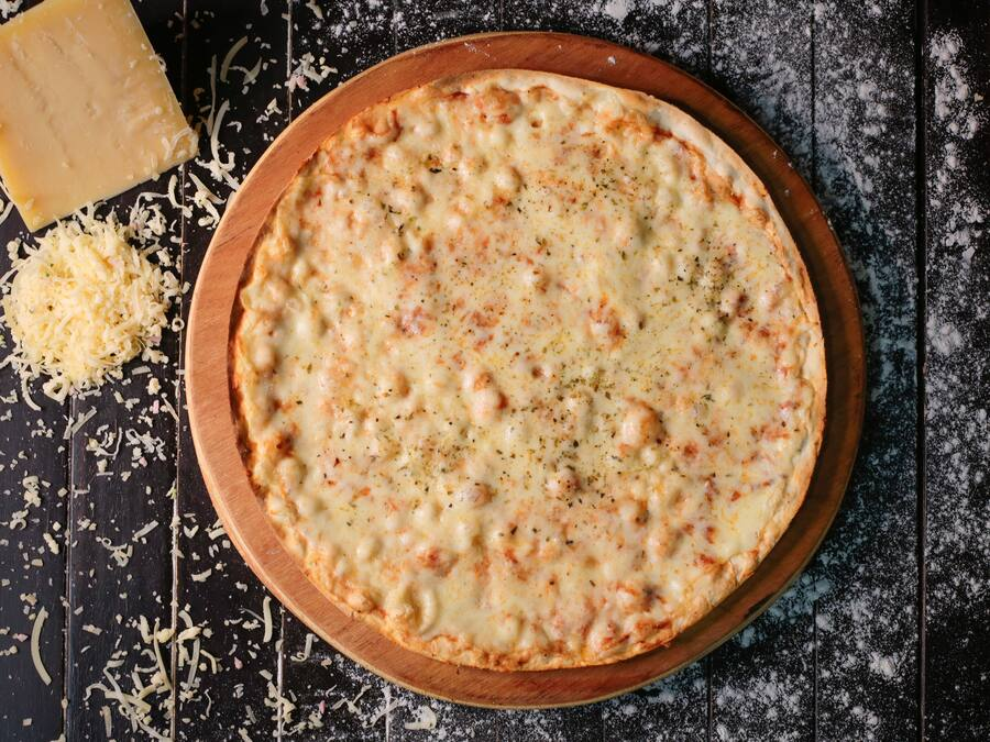 Pizza de Mussarela Tradicional