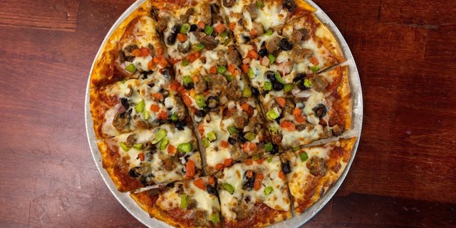 Specialty Pizza Boxed Lunch