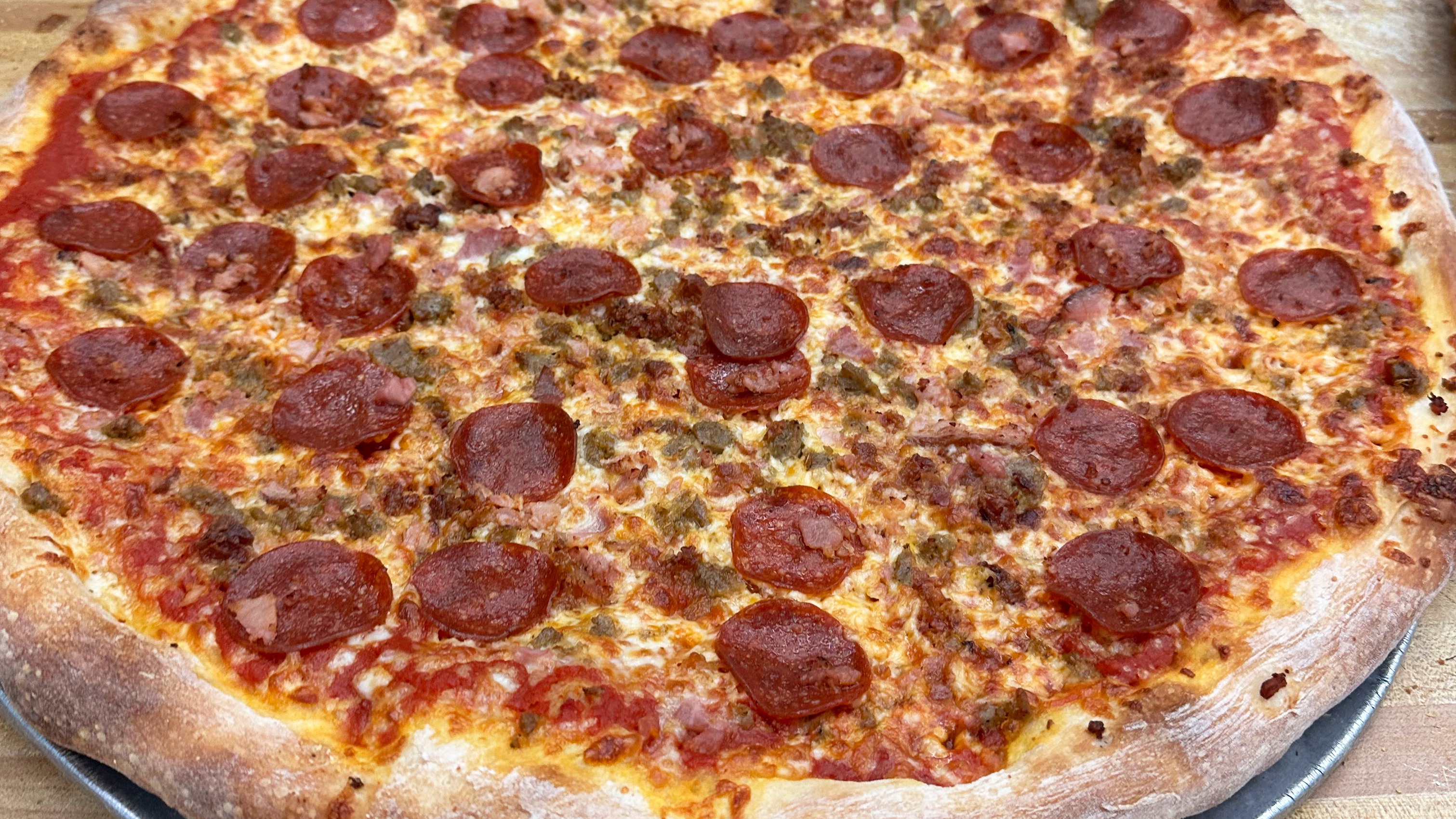 Meatzilla Pizza