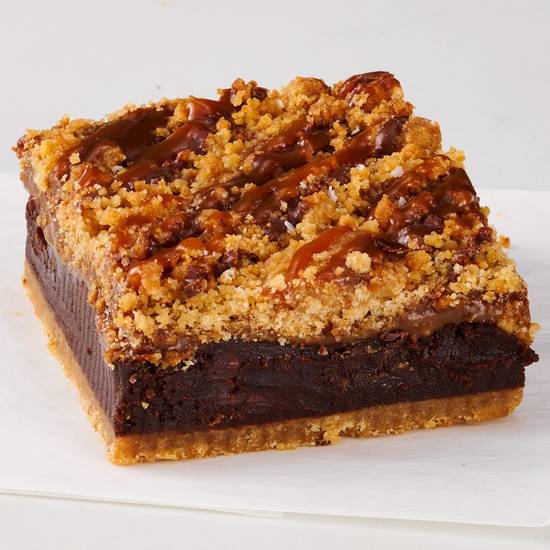 Salted Caramel Pretzel Bar
