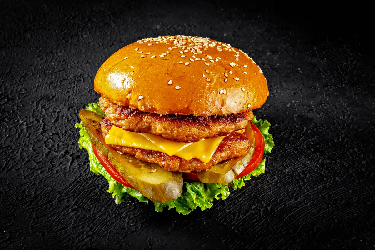 Двойной гамбургер куриный Double chicken burger