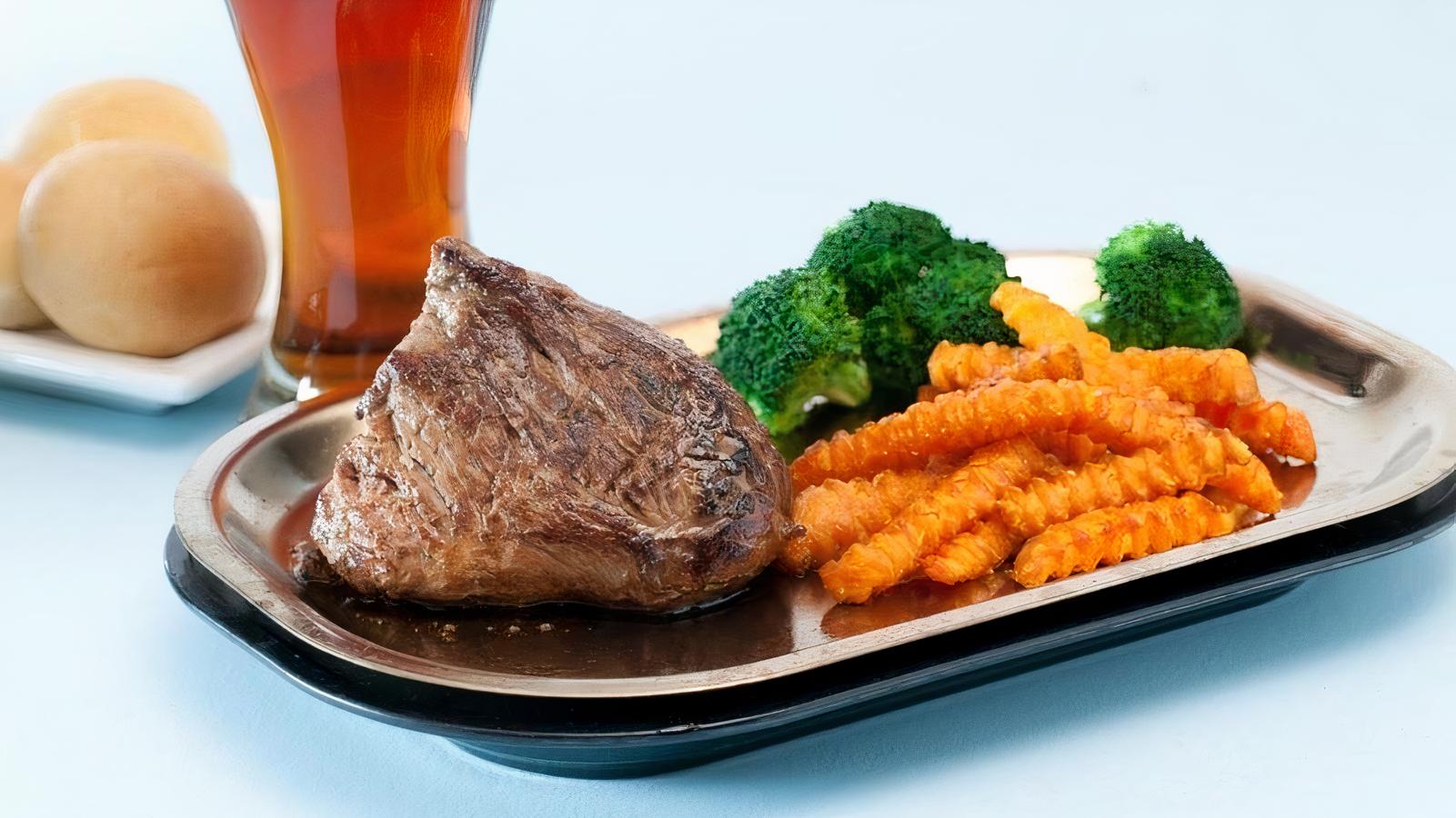 8 oz Sizzling Sirloin Steak