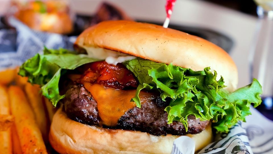 Brann's Steakhouse Burger