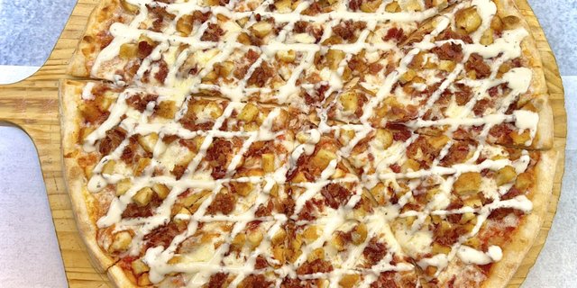 Chicken, Bacon and Ranch Pizza