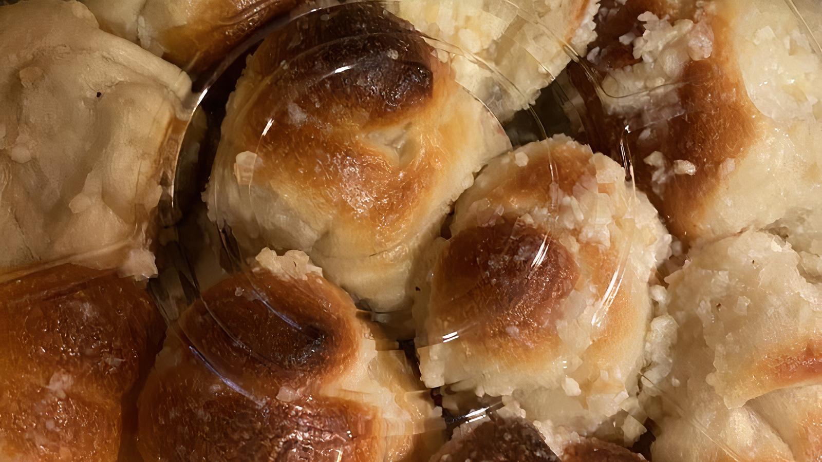 Garlic Knots Parmigiana (5)