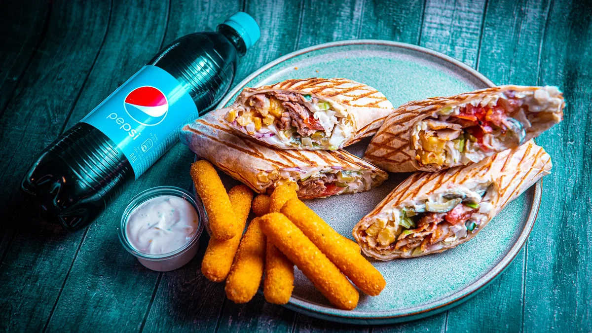 2 SHAWARMA (kanagrill) + jook 0.5l + Mozzarella juustupulgad