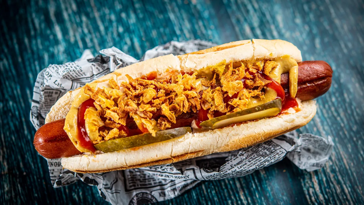 Hot-dog avatud kuklis