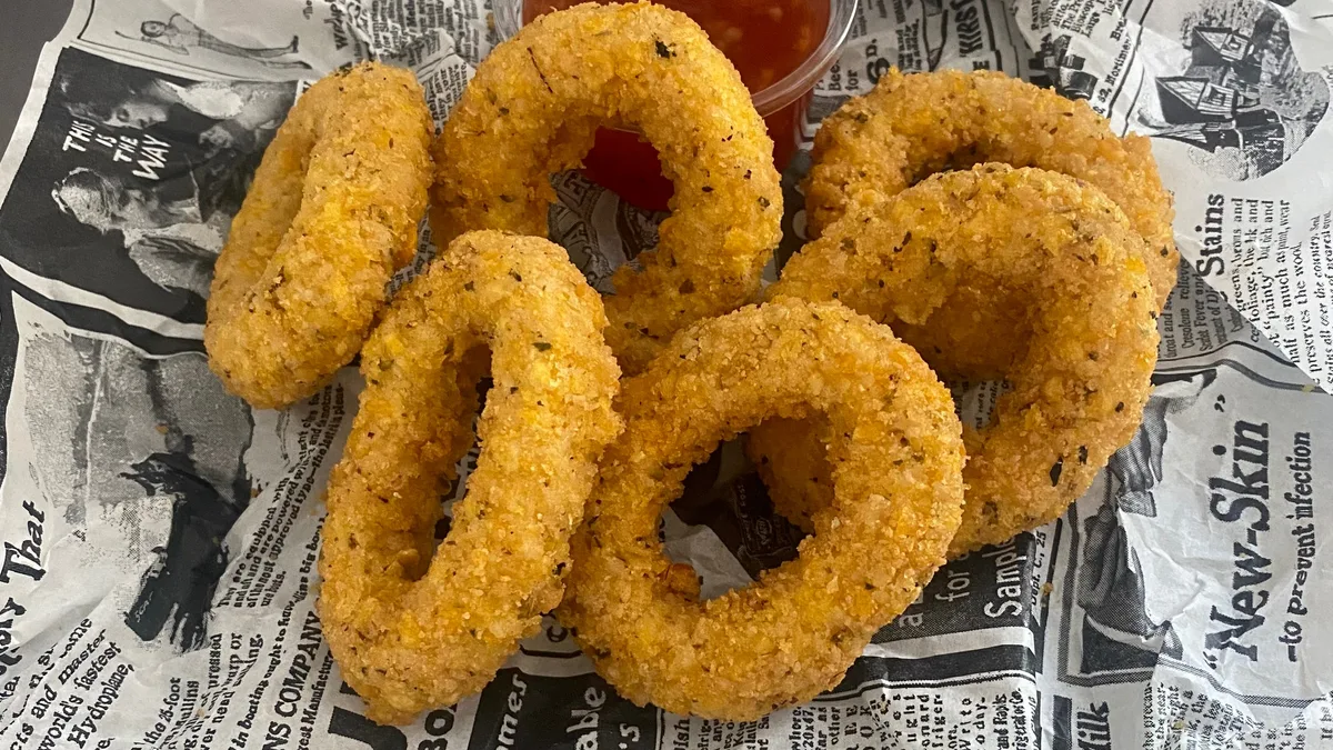 Taimse juustuga sibularõngad, vegan
