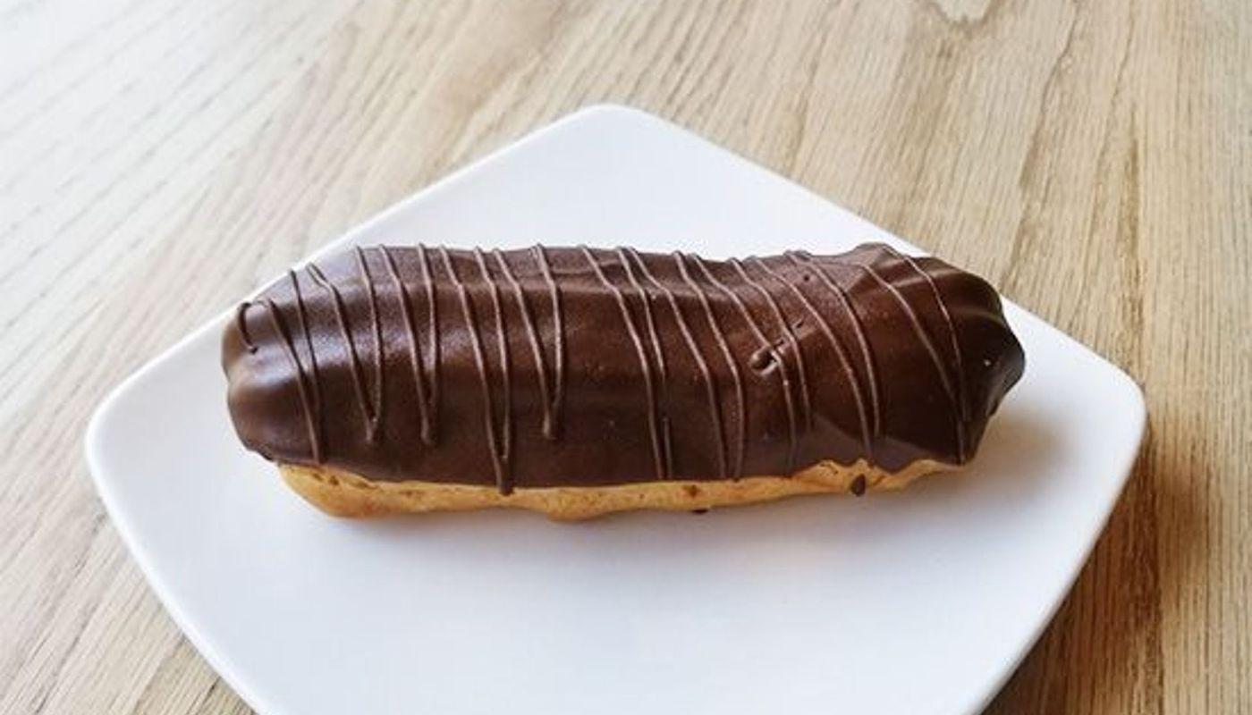Chocolate Eclair