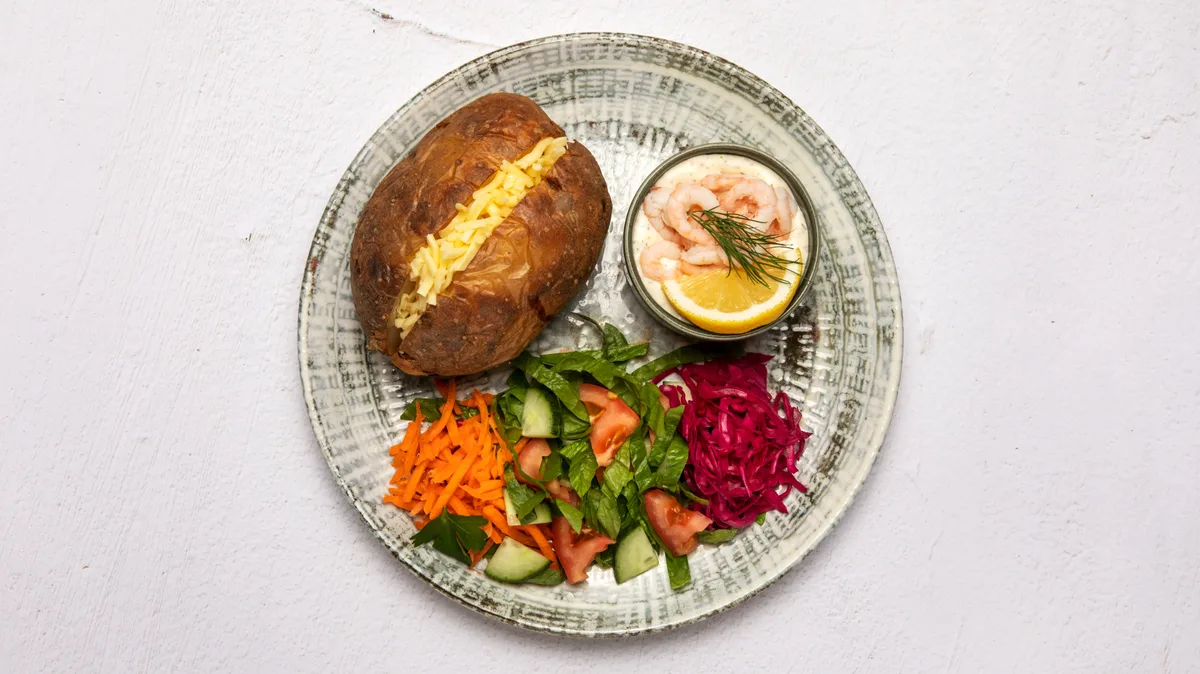 Bakad Potatis med Skagenröra