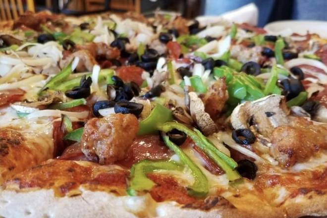 Large Broadway Combo Pizza