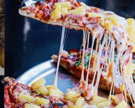Large Hawaiian Pizza