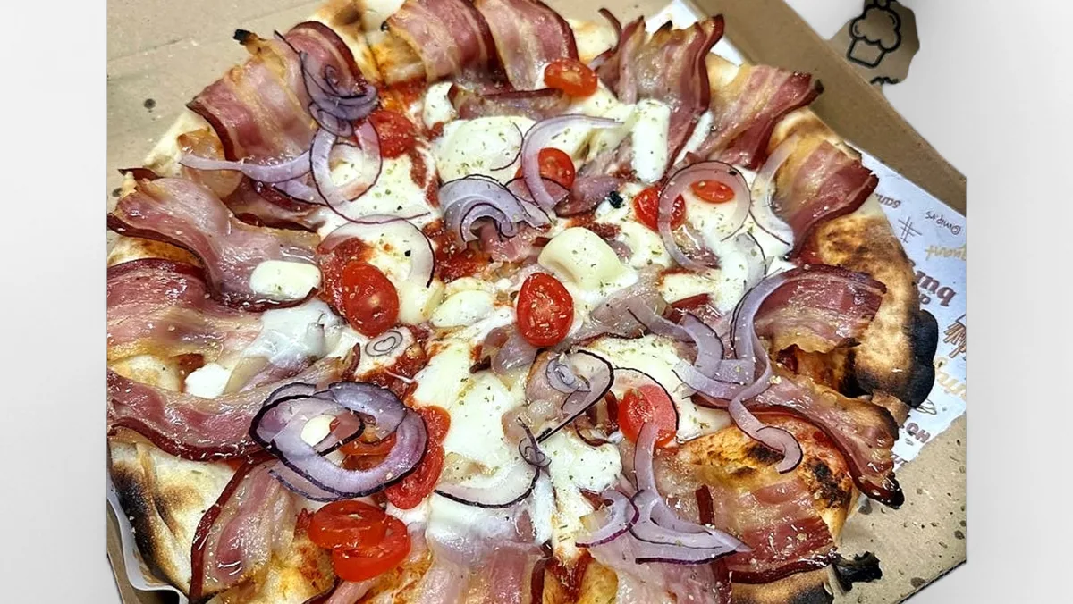 Mangulica pizza 32 cm