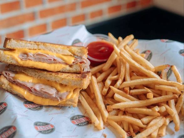 Kis Grilled Ham and Cheese  W/fries