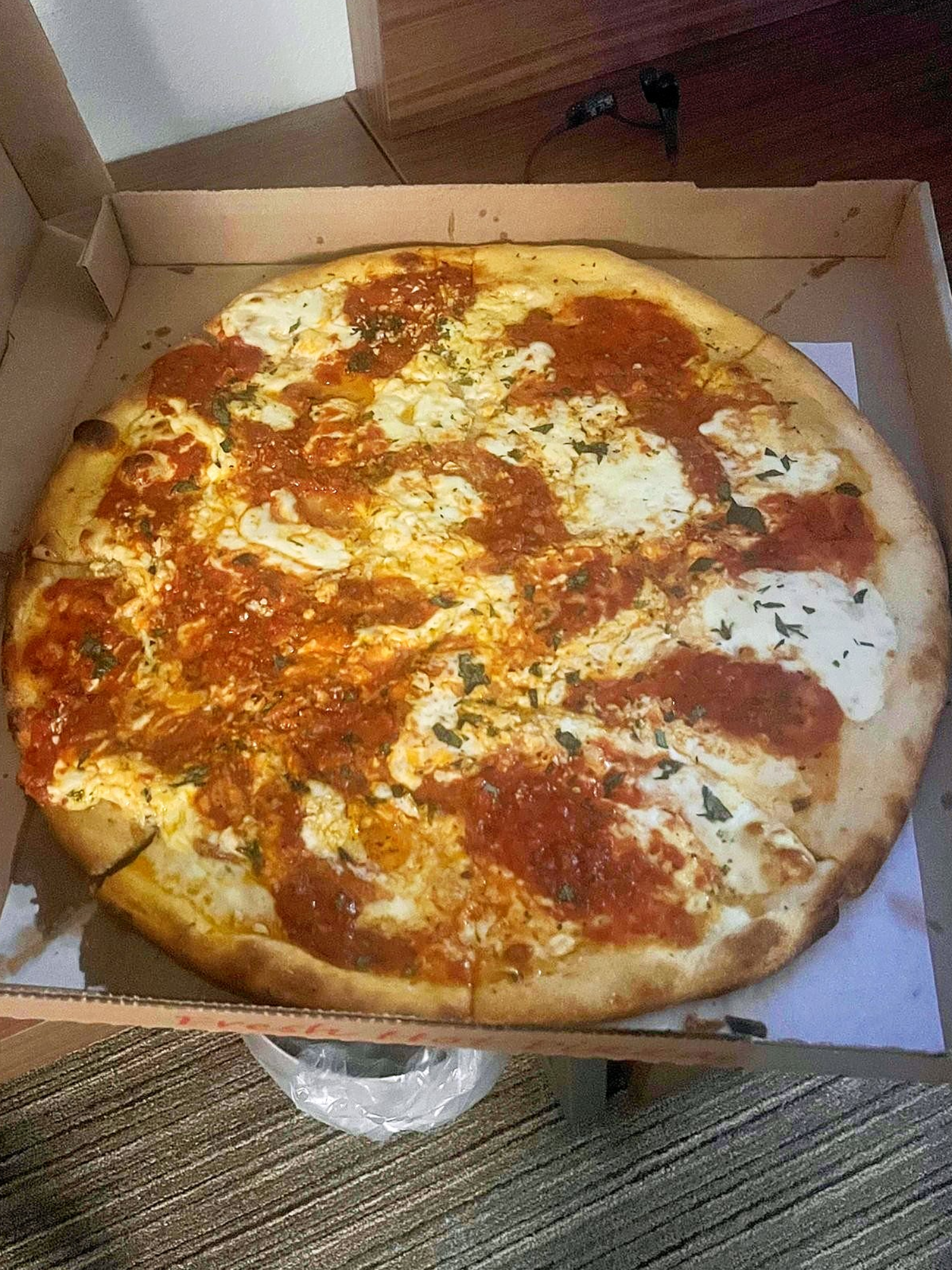 Margherita Pizza 18"