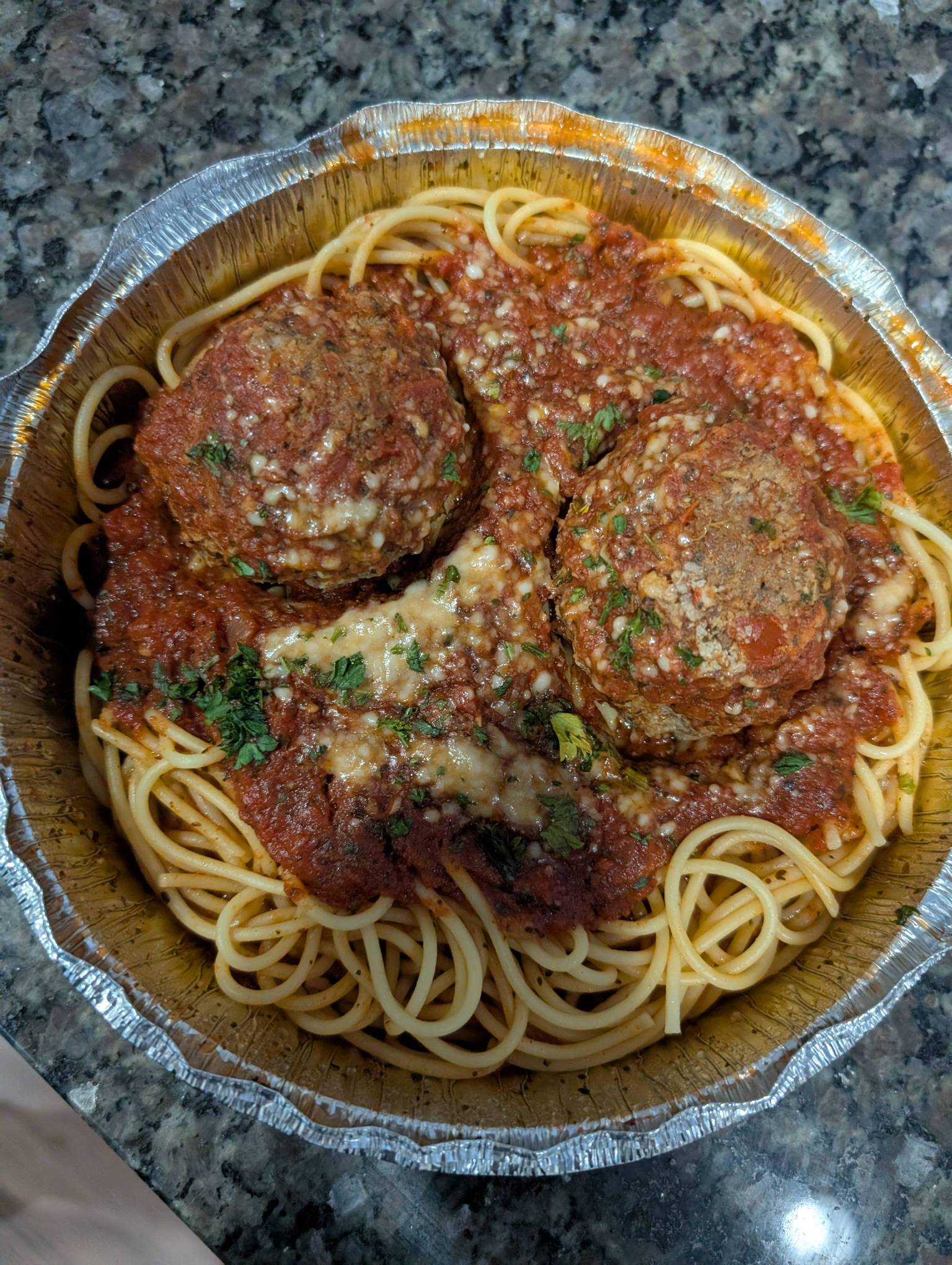 Spaghetti W/ meatballs