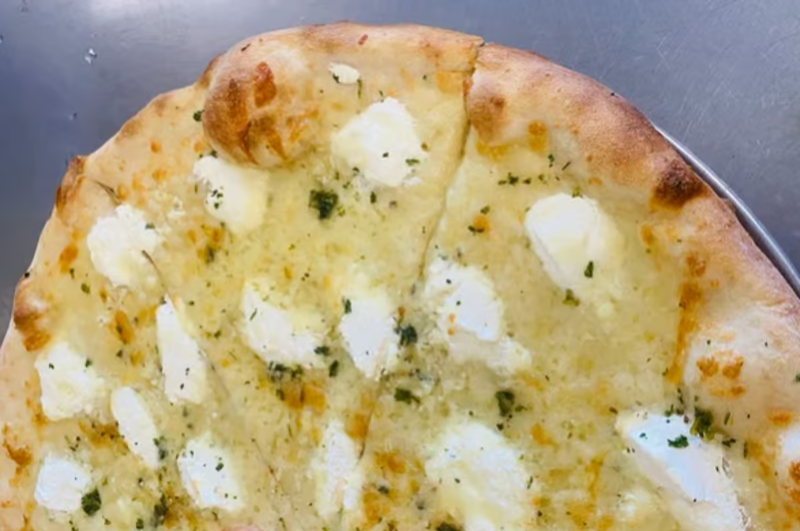 White Pizza 16”