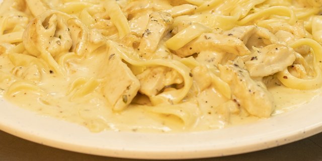 Chicken Fettuccine Alfredo